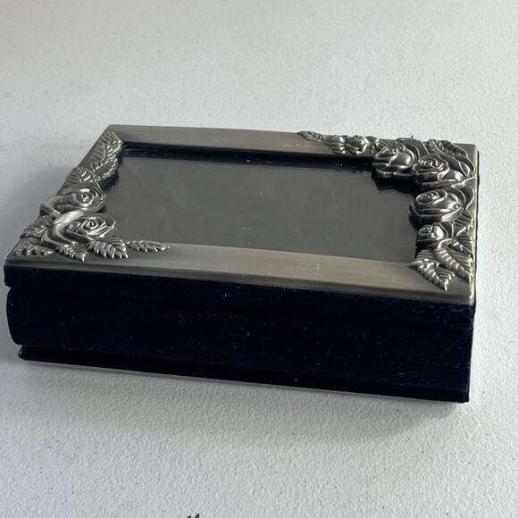 Vintage Royal Limited Silver Rose Photo Album Holds 5x7 Photos - Picture 10 of 16